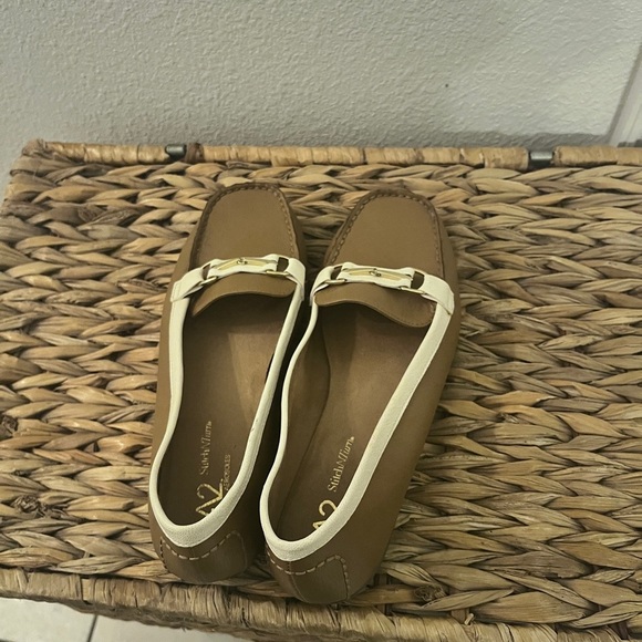 Stylish   M2  Stitch & Turn LoafersTan and White - Picture 12 of 14